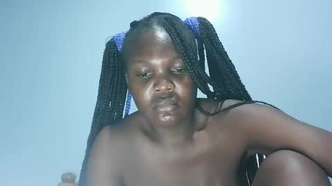 cute_roxie online show from 17, 2, 2025