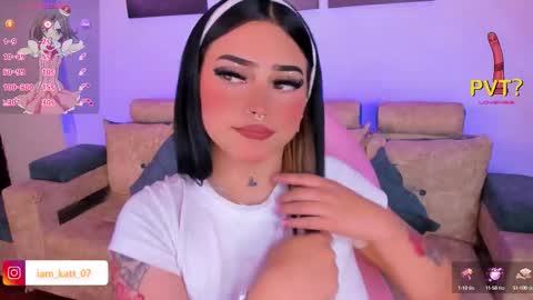 Snapshot of cute_sarita18 chatting on 10, 10, 2025 Sarita online show from 10, 10, 2025