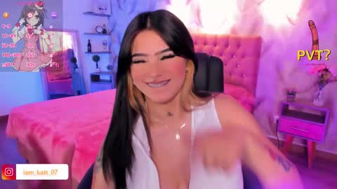 Snapshot of cute_sarita18 chatting on 28, 10, 2025 Sarita online show from 28, 10, 2025