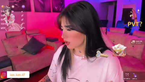 Snapshot of cute_sarita18 chatting on 11, 11, 2025 Sarita online show from 11, 11, 2025