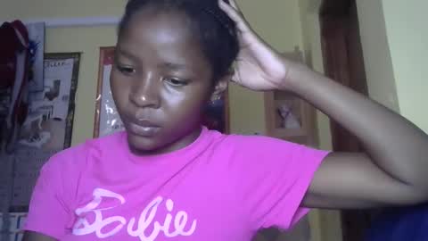 Snapshot of cute_sexy3 chatting on 11, 11, 2025 SHARON online show from 11, 11, 2025