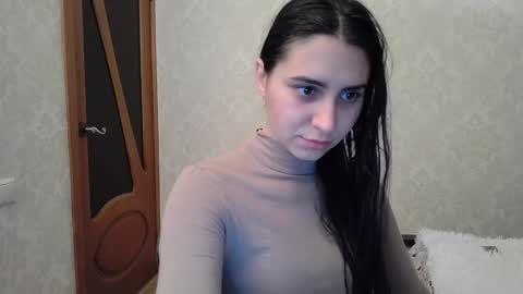 Snapshot of cute_strawberry_ chatting on 6, 12, 2024 cute_strawberry_ online show from 6, 12, 2024
