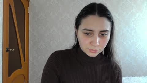 Snapshot of cute_strawberry_ chatting on 9, 12, 2024 cute_strawberry_ online show from 9, 12, 2024