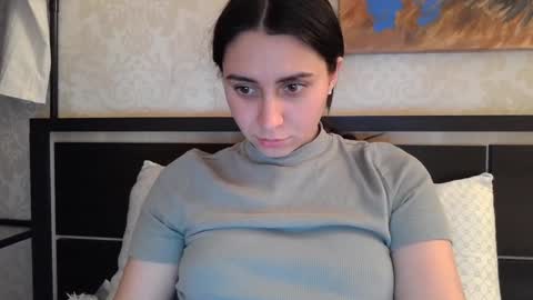 Snapshot of cute_strawberry_ chatting on 9, 12, 2024 cute_strawberry_ online show from 9, 12, 2024
