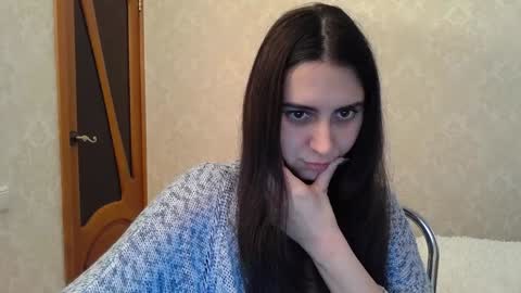 Snapshot of cute_strawberry_ chatting on 15, 12, 2024 cute_strawberry_ online show from 15, 12, 2024