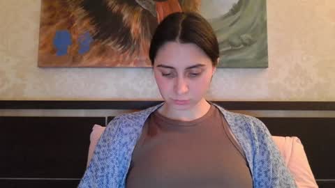 Snapshot of cute_strawberry_ chatting on 16, 12, 2024 cute_strawberry_ online show from 16, 12, 2024