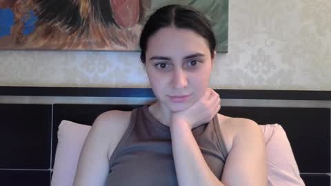 Snapshot of cute_strawberry_ chatting on 20, 12, 2024 cute_strawberry_ online show from 20, 12, 2024