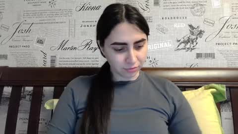 Snapshot of cute_strawberry_ chatting on 28, 1, 2025 cute_strawberry_ online show from 28, 1, 2025