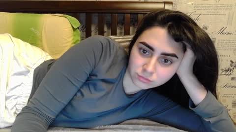 Snapshot of cute_strawberry_ chatting on 28, 1, 2025 cute_strawberry_ online show from 28, 1, 2025
