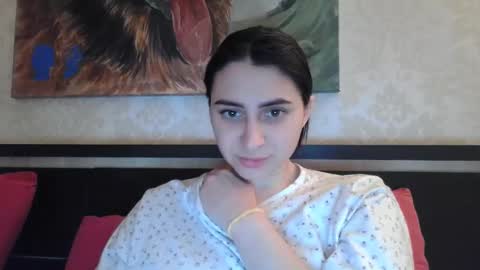 Snapshot of cute_strawberry_ chatting on 11, 2, 2025 cute_strawberry_ online show from 11, 2, 2025