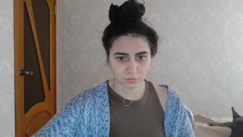 Snapshot of cute_strawberry_ chatting on 15, 2, 2025 cute_strawberry_ online show from 15, 2, 2025