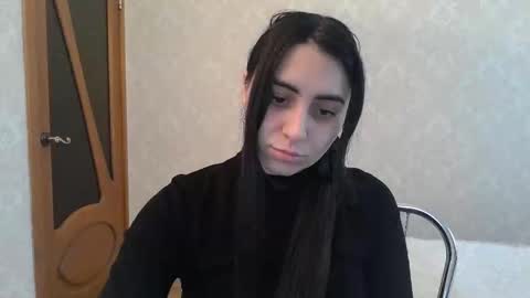 Snapshot of cute_strawberry_ chatting on 22, 2, 2025 cute_strawberry_ online show from 22, 2, 2025