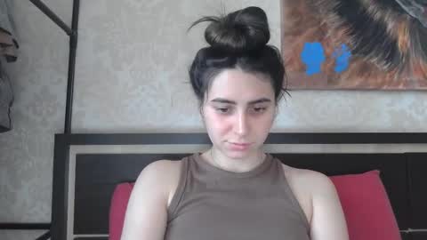 Snapshot of cute_strawberry_ chatting on 8, 3, 2025 cute_strawberry_ online show from 8, 3, 2025