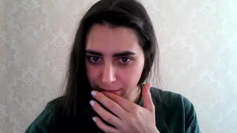 Snapshot of cute_strawberry_ chatting on 30, 9, 2025 cute_strawberry_ online show from 30, 9, 2025