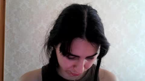 Snapshot of cute_strawberry_ chatting on 7, 10, 2025 cute_strawberry_ online show from 7, 10, 2025
