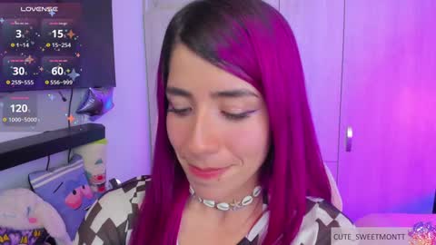 Snapshot of cute_sweetmontt chatting on 18, 12, 2024 katalinda montt online show from 18, 12, 2024