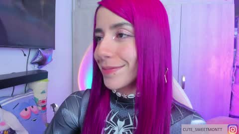 Snapshot of cute_sweetmontt chatting on 26, 1, 2025 katalinda montt online show from 26, 1, 2025