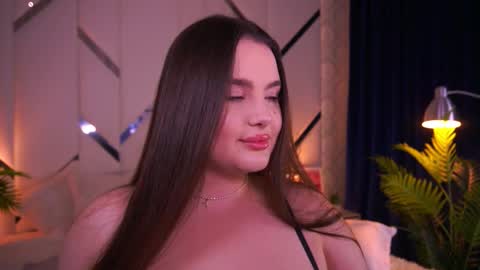 Amber online show from 8, 10, 2025