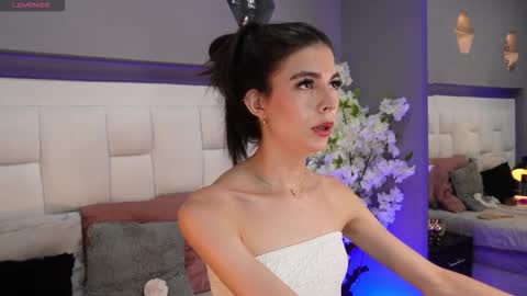 Snapshot of cutearii chatting on 11, 10, 2025 CuteArii online show from 11, 10, 2025