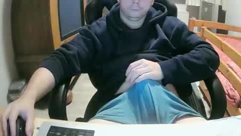 Cuteboy090 online show from 1, 10, 2025