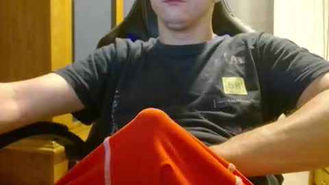 Cuteboy090 online show from 25, 5, 2026