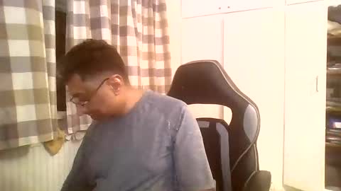 Snapshot of cuteboy74402999 chatting on 2, 5, 2026 fuktoiboi online show from 2, 5, 2026