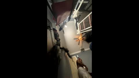 Snapshot of cutecuban18 chatting on 17, 1, 2025 loveolots online show from 17, 1, 2025