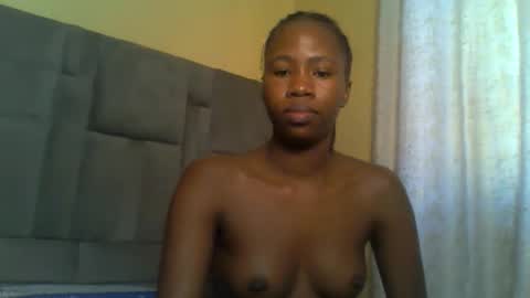 Snapshot of cuteebony16 chatting on 4, 6, 2026 tawi online show from 4, 6, 2026