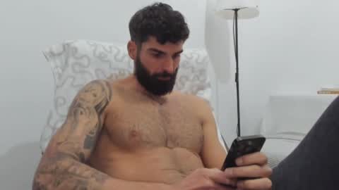 cuteeboy online show from 11, 2, 2025