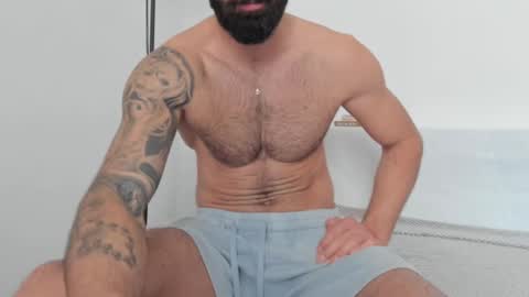 cuteeboy online show from 18, 2, 2025