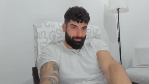 cuteeboy online show from 26, 2, 2025