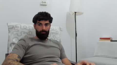 cuteeboy online show from 19, 2, 2026