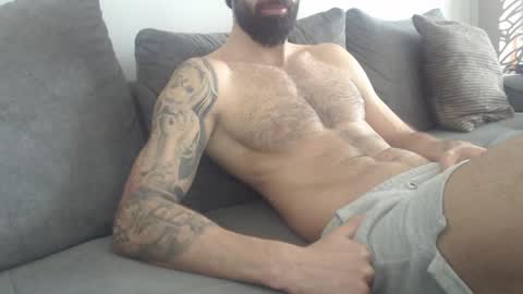 cuteeboy online show from 7, 4, 2026