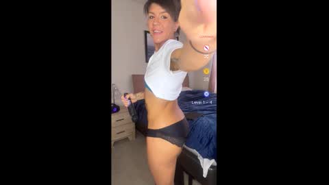 Snapshot of cutekarii chatting on 1, 11, 2025 cutekarii online show from 1, 11, 2025