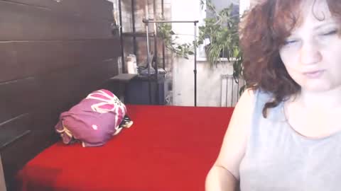 Snapshot of cutemoan chatting on 6, 3, 2025 Rita online show from 6, 3, 2025