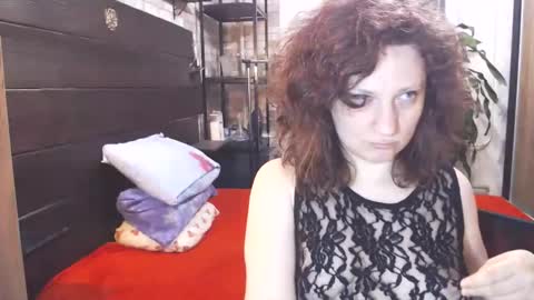 Snapshot of cutemoan chatting on 20, 9, 2025 Rita online show from 20, 9, 2025