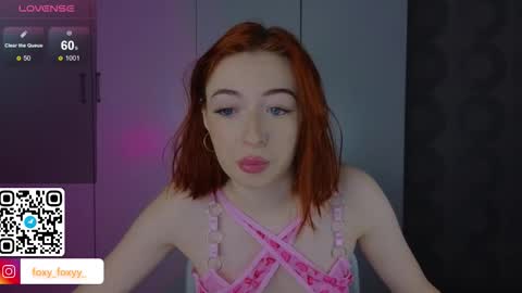 Snapshot of cuteroxyfoxyy chatting on 20, 11, 2025 Roxy online show from 20, 11, 2025