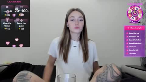 Snapshot of cutestdemon chatting on 28, 12, 2024 Im saving up to fix my favorite car online show from 28, 12, 2024