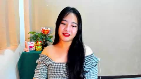 Snapshot of cutie_asianwoman chatting on 11, 10, 2025 cutie_asianwoman online show from 11, 10, 2025