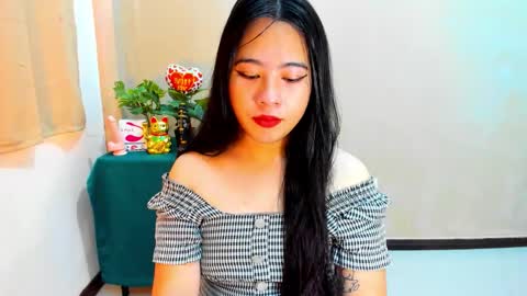 Snapshot of cutie_asianwoman chatting on 14, 10, 2025 cutie_asianwoman online show from 14, 10, 2025