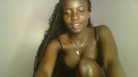Snapshot of cutie_choco chatting on 2, 10, 2025 cutie_choco online show from 2, 10, 2025