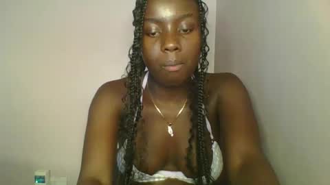 Snapshot of cutie_choco chatting on 4, 10, 2025 cutie_choco online show from 4, 10, 2025