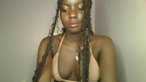 Snapshot of cutie_choco chatting on 13, 10, 2025 cutie_choco online show from 13, 10, 2025