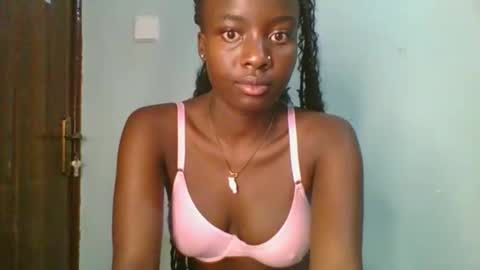 Snapshot of cutie_choco chatting on 26, 10, 2025 cutie_choco online show from 26, 10, 2025