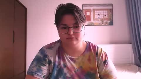 Snapshot of cutie_florence chatting on 11, 9, 2025 Sophie  Lilith online show from 11, 9, 2025