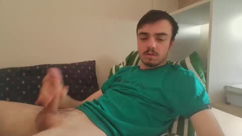 Snapshot of cutie_garlix chatting on 8, 4, 2026 cutie garlix online show from 8, 4, 2026