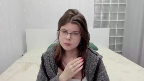 cutie_lory online show from 10, 3, 2025