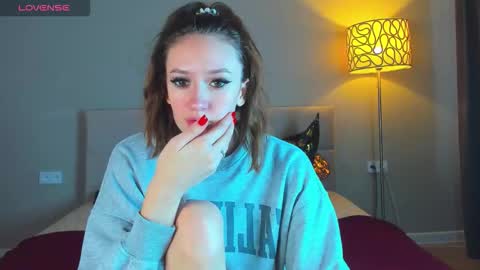 Snapshot of cutie_naughty_girl chatting on 9, 11, 2025 Kate online show from 9, 11, 2025