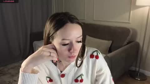 Snapshot of cutie_naughty_girl chatting on 24, 11, 2025 Kate online show from 24, 11, 2025