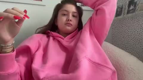 Cutieoggg420 online show from 15, 10, 2025